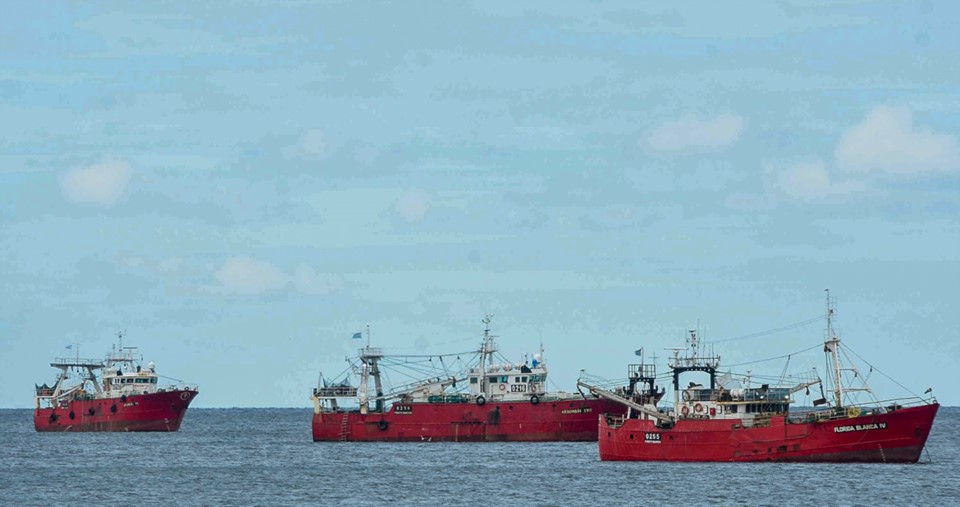 Sindicatos de la actividad marítimo pesquera advierten sobre la propagación de contagios a bordo de los barcos