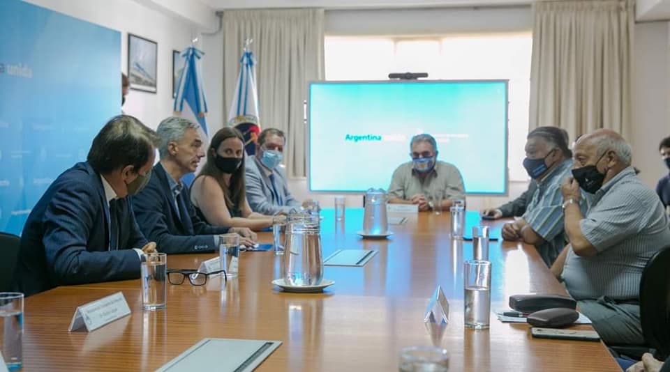 La FeMPINRA apoyó la resolución que establece la reciprocidad del régimen de cargas con Paraguay