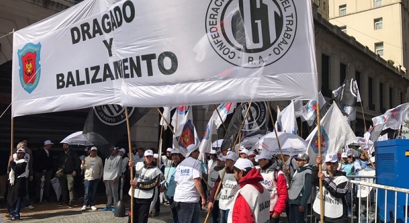Schmid va al paro con aval de la CGT para evitar 800 despidos