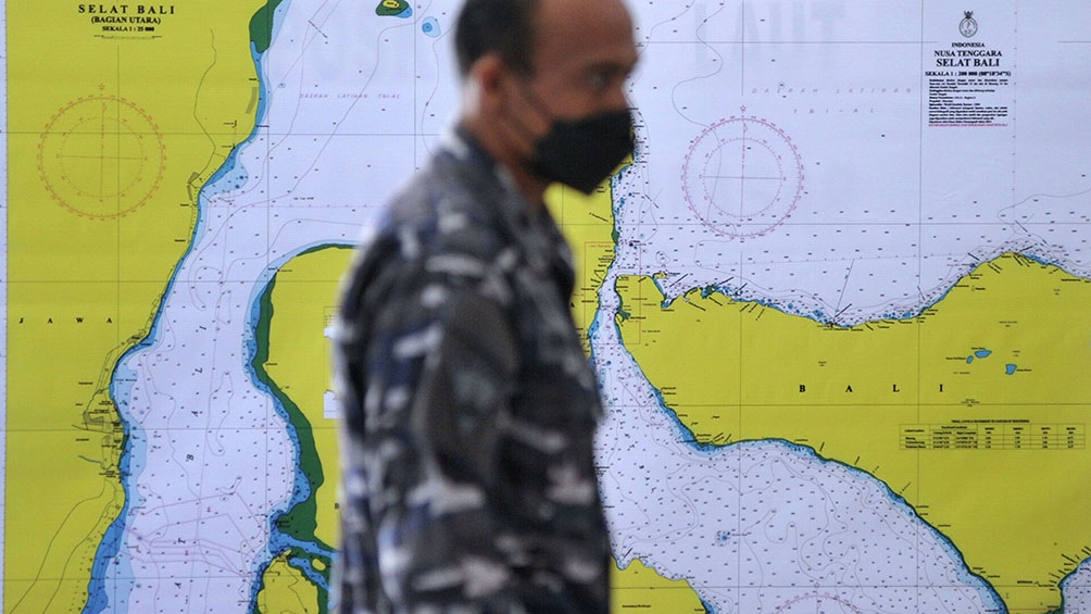 Indonesia encontró el submarino con los 53 tripulantes muertos