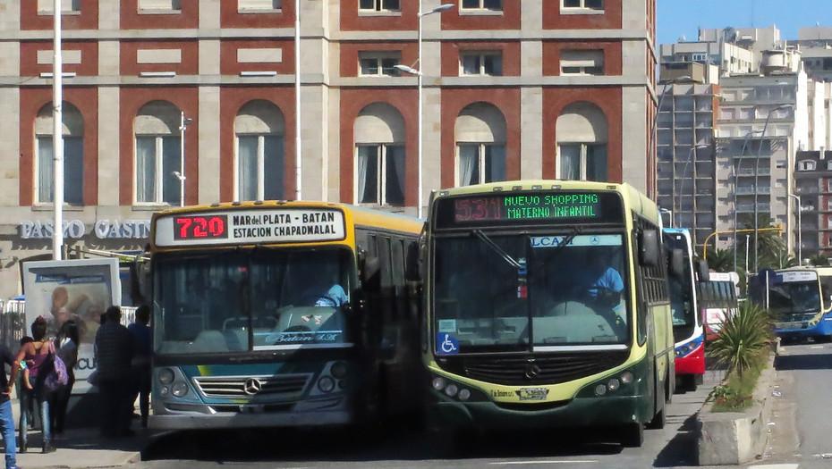 Aumentarán un 70% los fondos para el transporte de pasajeros en el interior del país