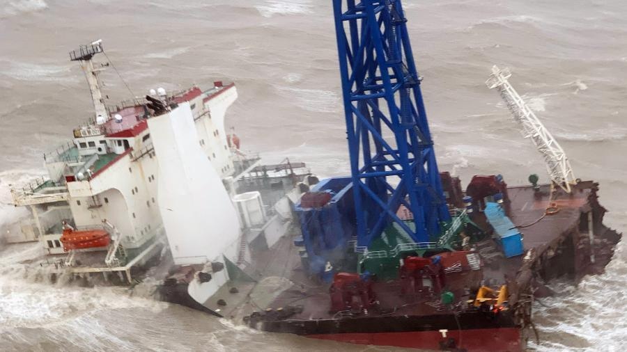 Hallaron 12 cuerpos tras el naufragio de un barco en el Mar de la China Meridional