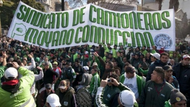 Camioneros insistirá con un pedido de aumento del 131% en la paritaria