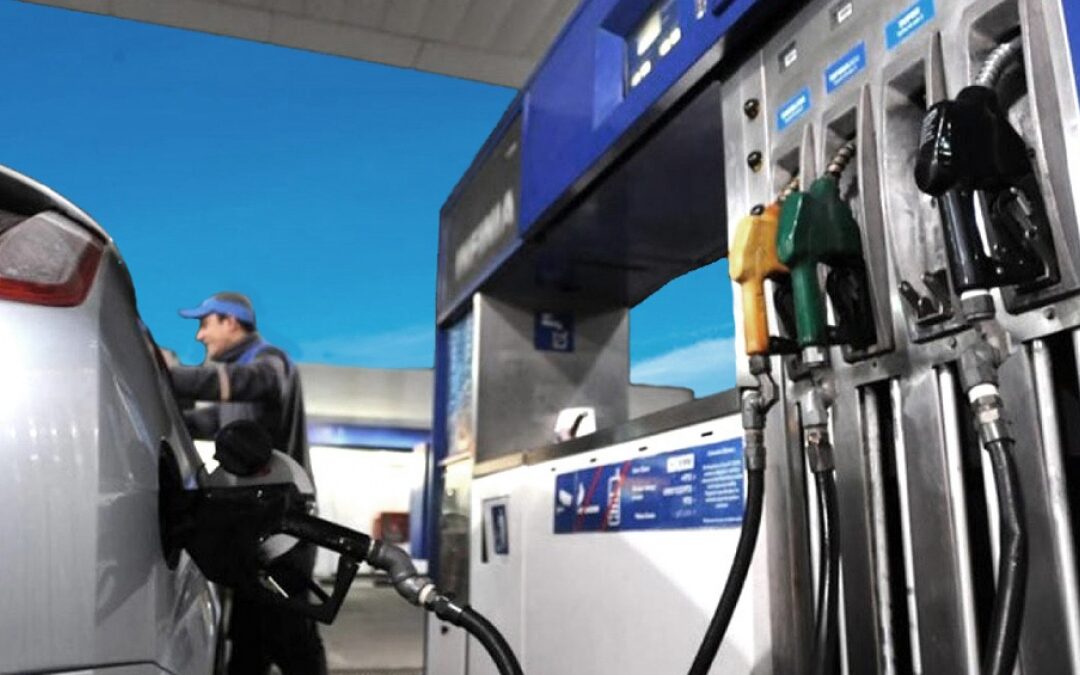 Los combustibles se suman al programa de Precios Justos