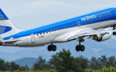Jubilados y pensionados tendrán un descuento del 20% en pasajes de Aerolíneas Argentinas