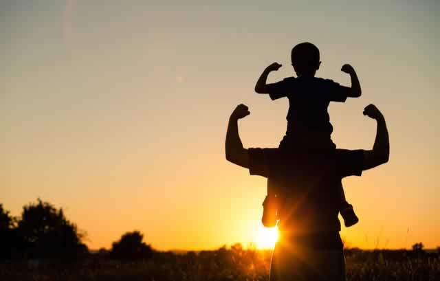 ¡Feliz día del Padre a la familia Portuaria!
